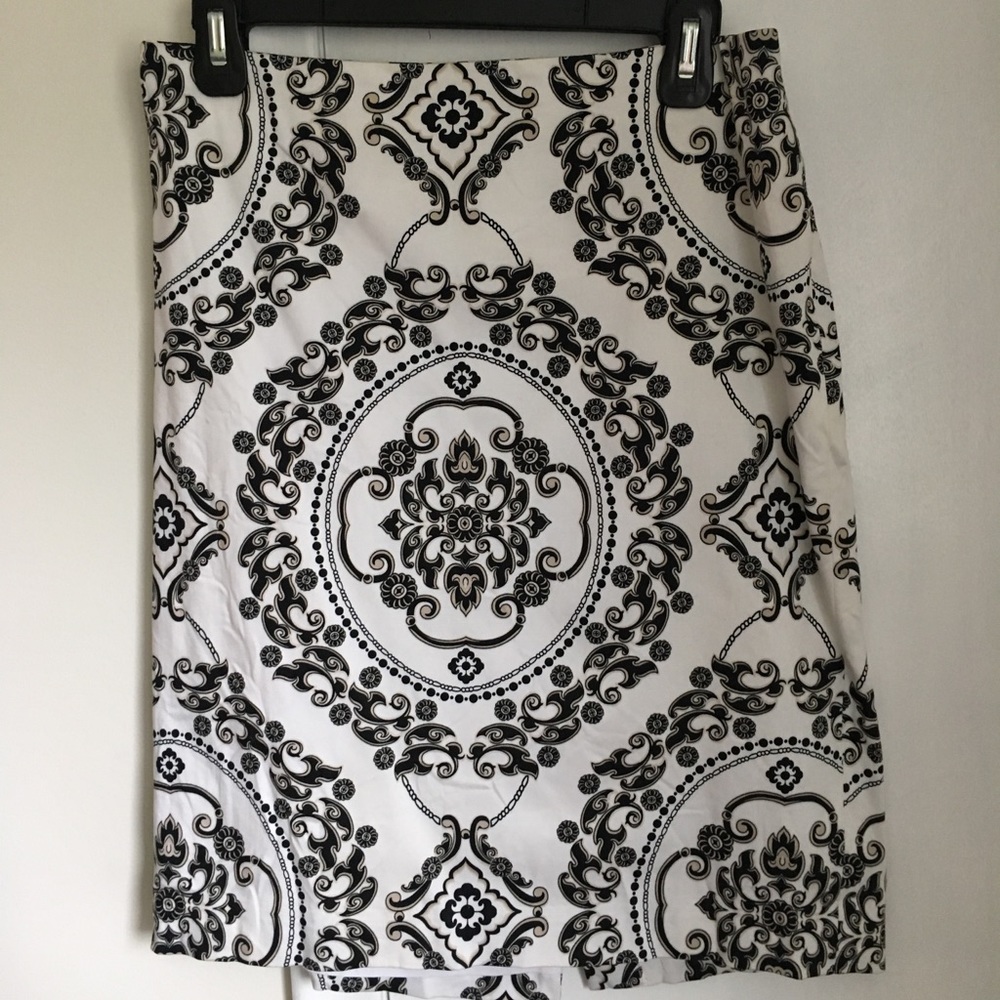 WHBM skirt